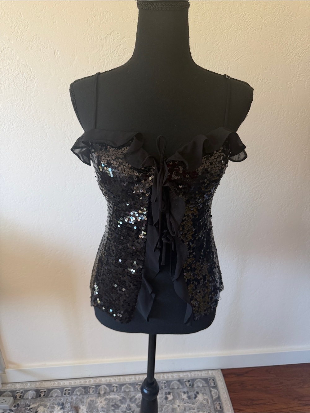 EUC ASTR CHIFFON Black Sequin Ruffle Front Camisole Top SIZE SMALL